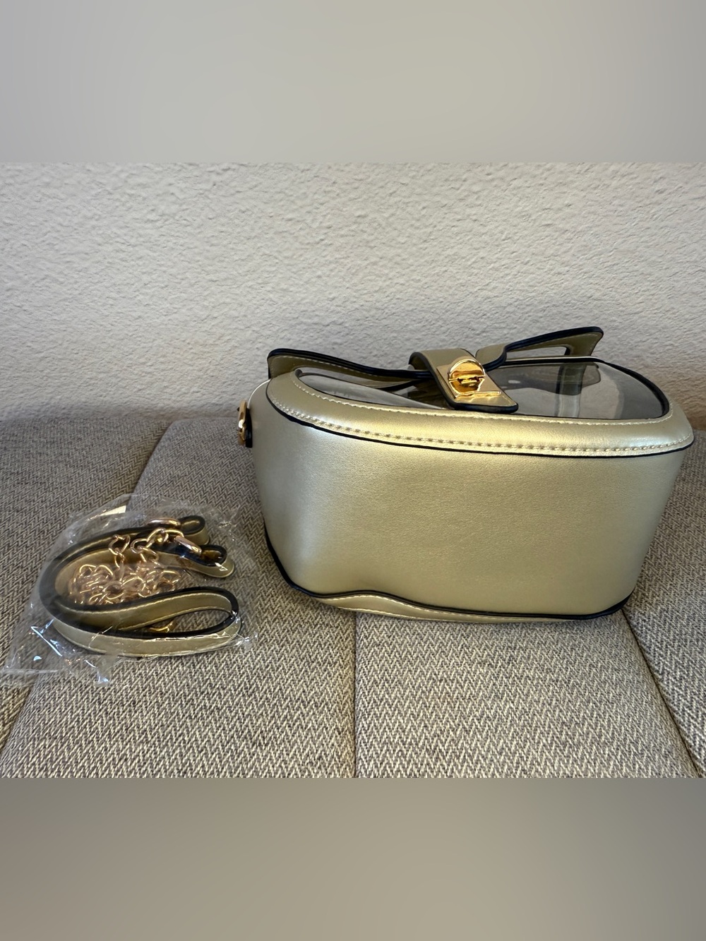 Clear Transparent Saddle Bag Purse, Gold w/ Chain Crossbody - Zenana Outfitters - Picture 11 of 16